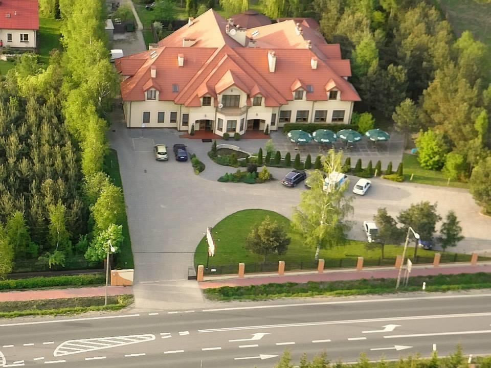 Hotel Maxima Wolanow ภายนอก รูปภาพ